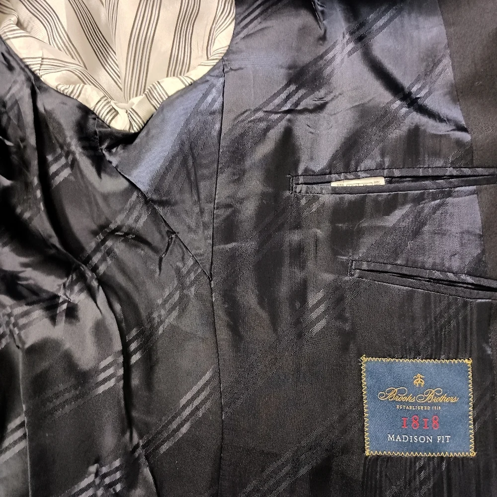 Brooks Brothers Madison Fit Black 100% Wool Blazer 48L‎ Gold Buttons Italy